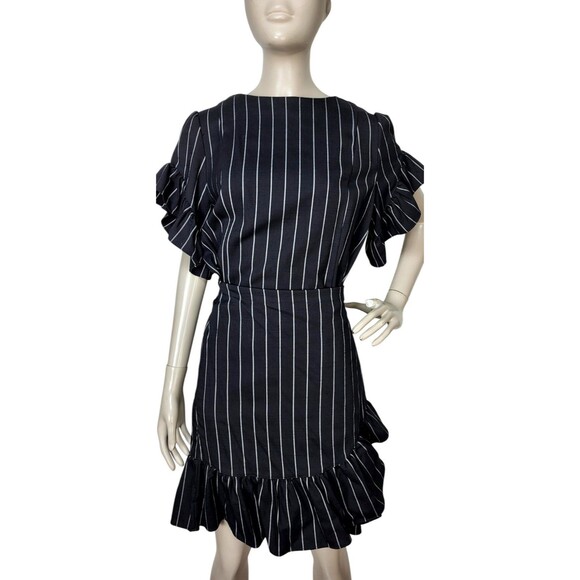 Supply & Demand Pinstriped Ruffled Flutter Sleeve Wrap Dress Large NEW - Picture 3 of 11
